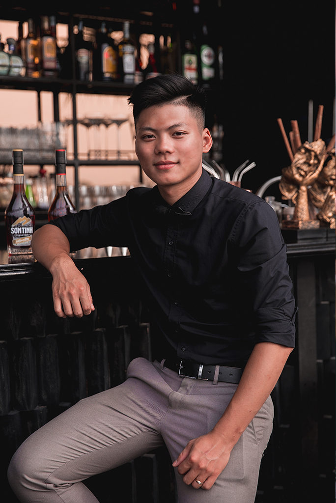 mixologist viet le twilight sky bar (1)